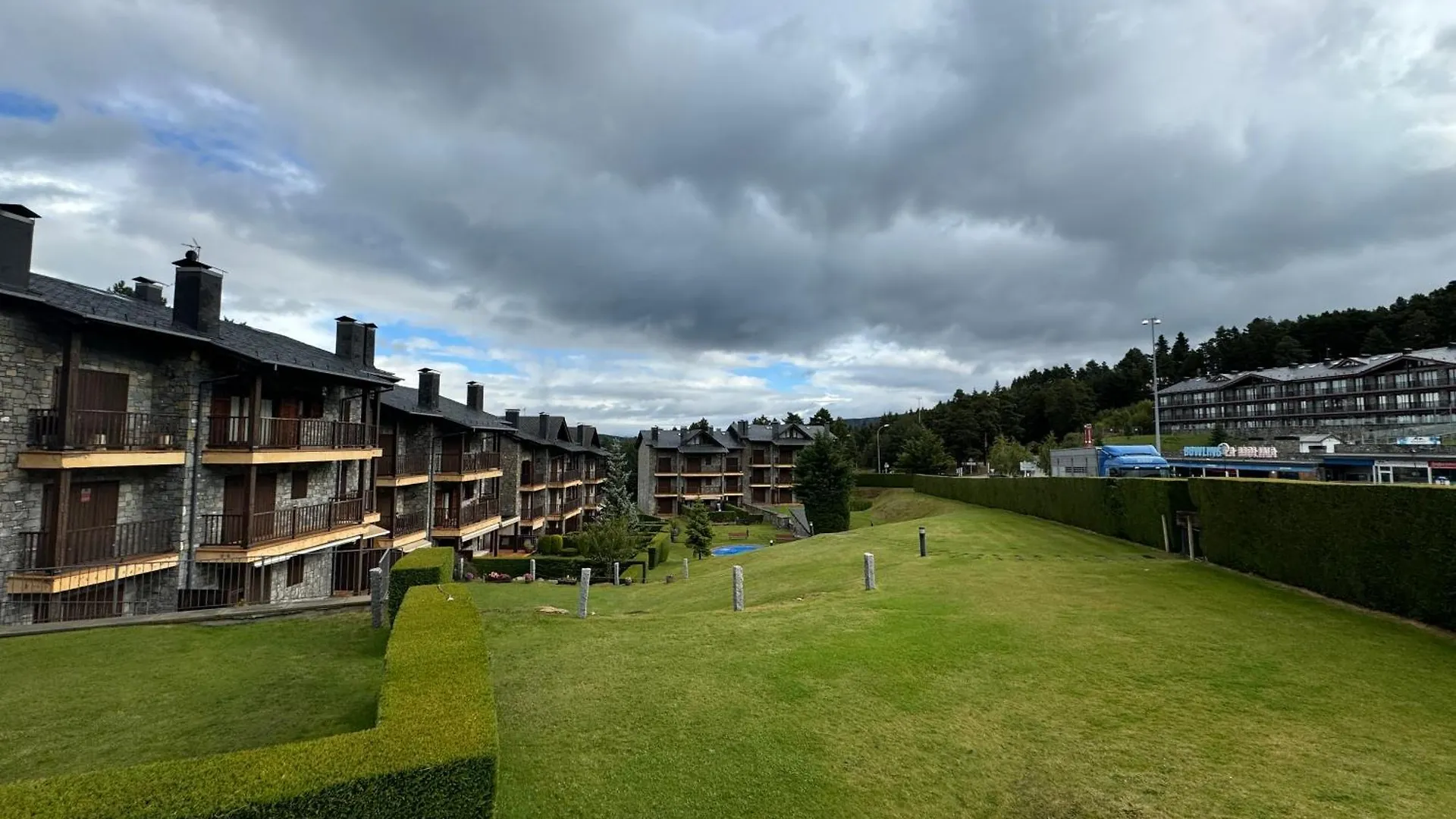 Residencia Pista Llarga Apartment La Molina