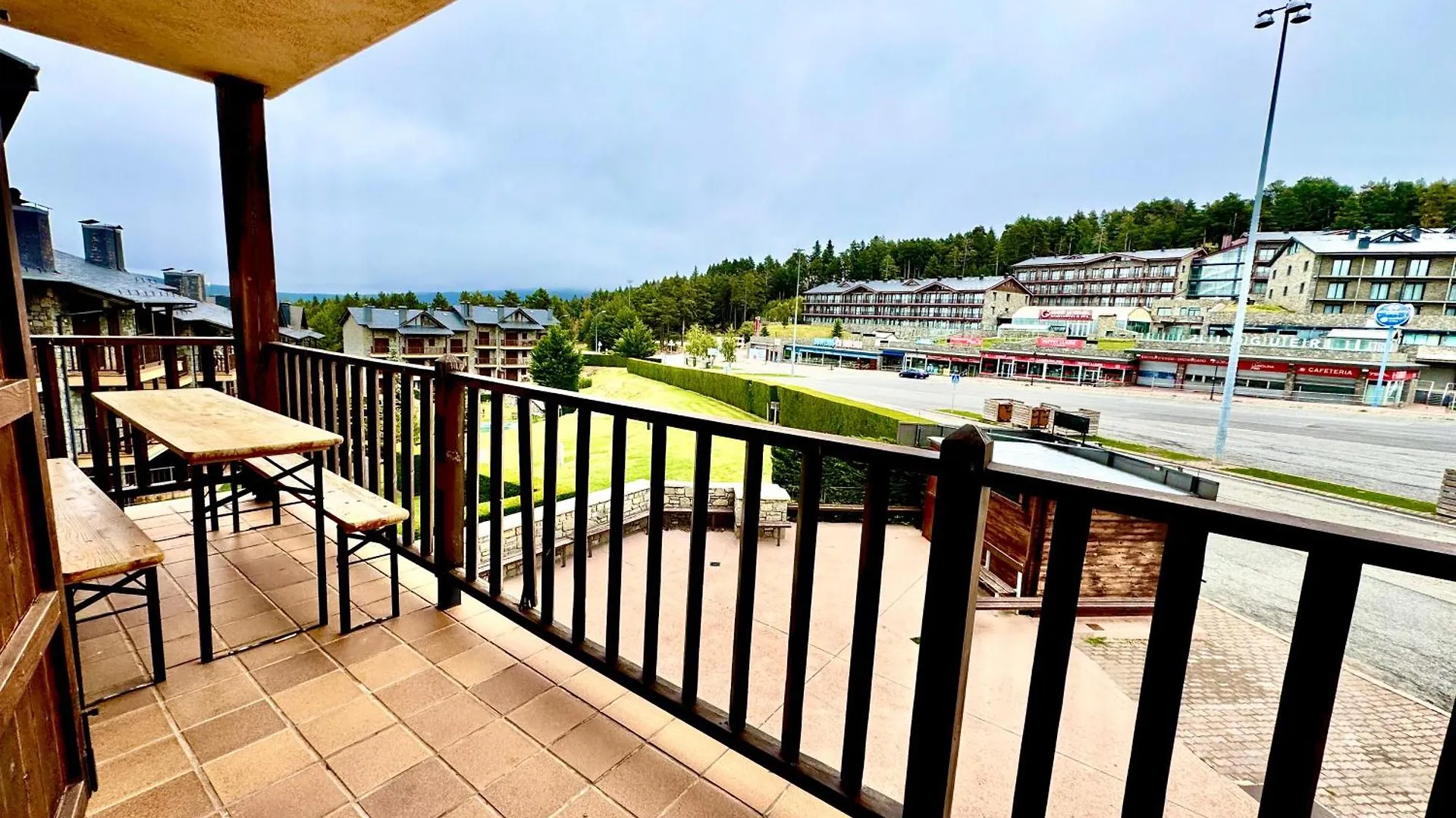 Residencia Pista Llarga Apartment La Molina  0*, La Molina (Girona)